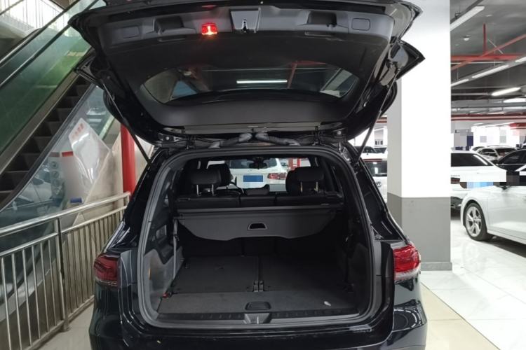 Used Mercedes-Benz GLB 2023 Refresh GLB 200 Fashion Edition Trunk