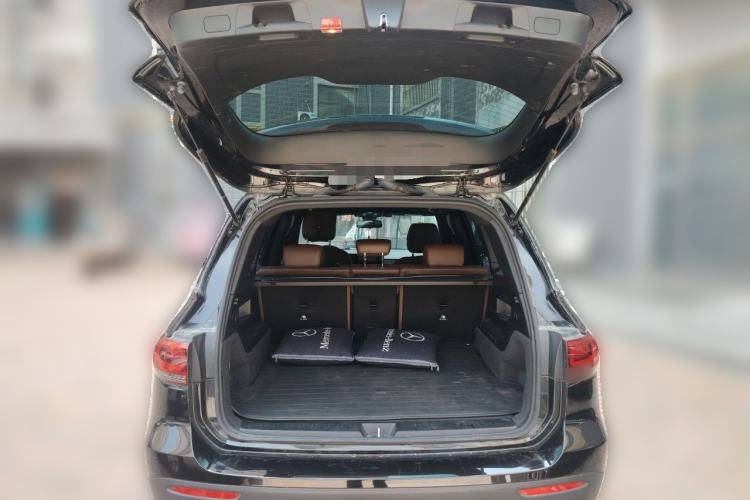 Used Mercedes-Benz GLB 2023 Refreshed GLB 200 Dynamic Edition Trunk