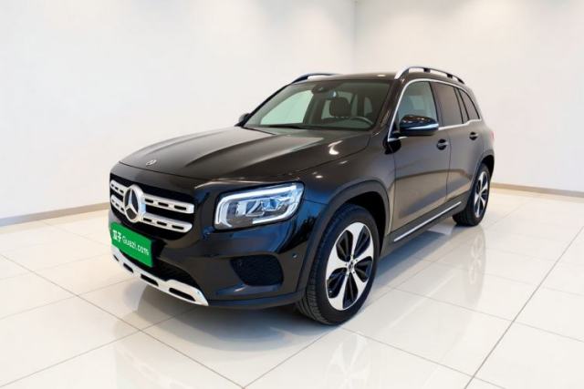 Ojetý Mercedes-Benz GLB 2023 GLB 220 Fashion Model