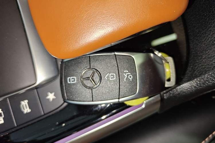 Used Mercedes-Benz GLB 2023 GLB 220 Fashion Model Vehicle Key