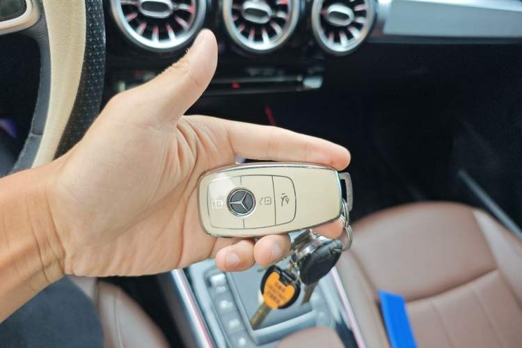 Used Mercedes-Benz GLB 2023 GLB 200 Fashion Model Vehicle Key