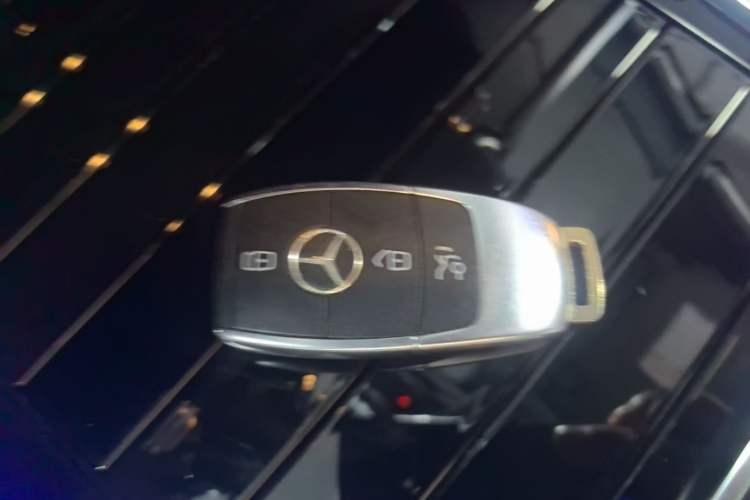 Used Mercedes-Benz GLB 2023 GLB 220 Fashion Model Vehicle Key