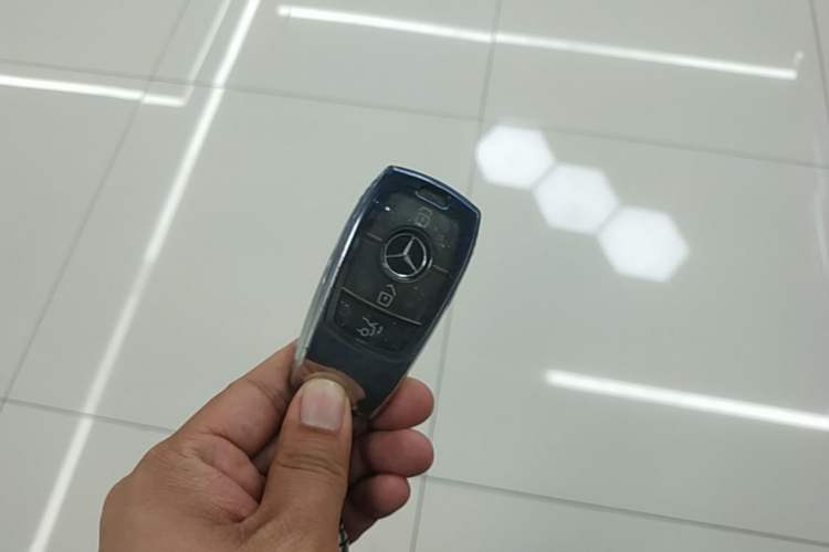 Used Mercedes-Benz GLB 2023 GLB 220 Fashion Model Vehicle Key