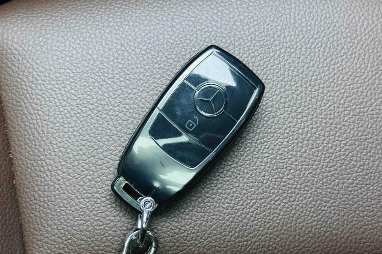 Used Mercedes-Benz GLB 2023 GLB 200 Fashion Model Vehicle Key