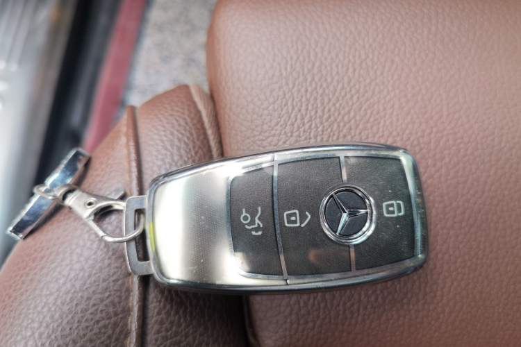 Used Mercedes-Benz GLB 2023 GLB 220 Fashion Model Vehicle Key