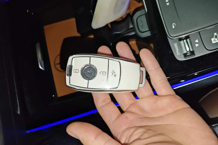 Used Mercedes-Benz GLB 2023 GLB 220 Fashion Model Vehicle Key