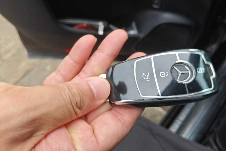 Used Mercedes-Benz GLB 2023 GLB 220 Fashion Model Vehicle Key
