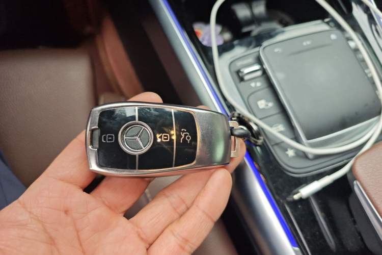 Used Mercedes-Benz GLB 2023 GLB 200 Fashion Model Vehicle Key