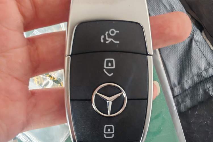 Used Mercedes-Benz GLB 2023 GLB 220 Fashion Model Vehicle Key