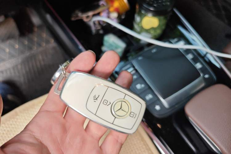 Used Mercedes-Benz GLB 2023 GLB 220 Fashion Model Vehicle Key