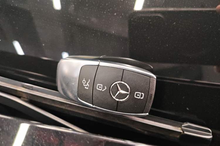 Used Mercedes-Benz GLB 2023 GLB 220 Fashion Model Vehicle Key