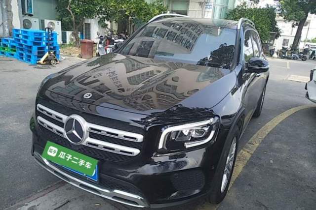 Ojetý Mercedes-Benz GLB 2023 GLB 220 Sport Edition