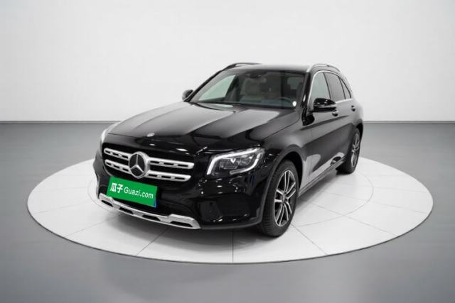 Ojetý Mercedes-Benz GLB 2023 GLB 220 Sport Edition