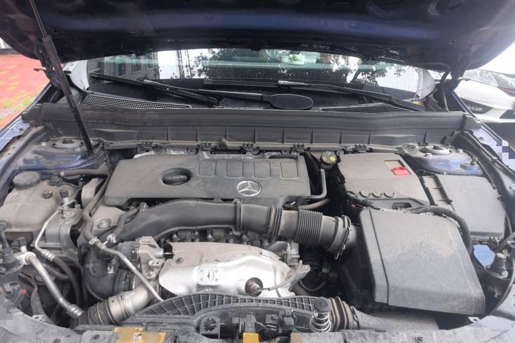 Used Mercedes-Benz GLB 2023 GLB 220 Fashion Model Engine Bay