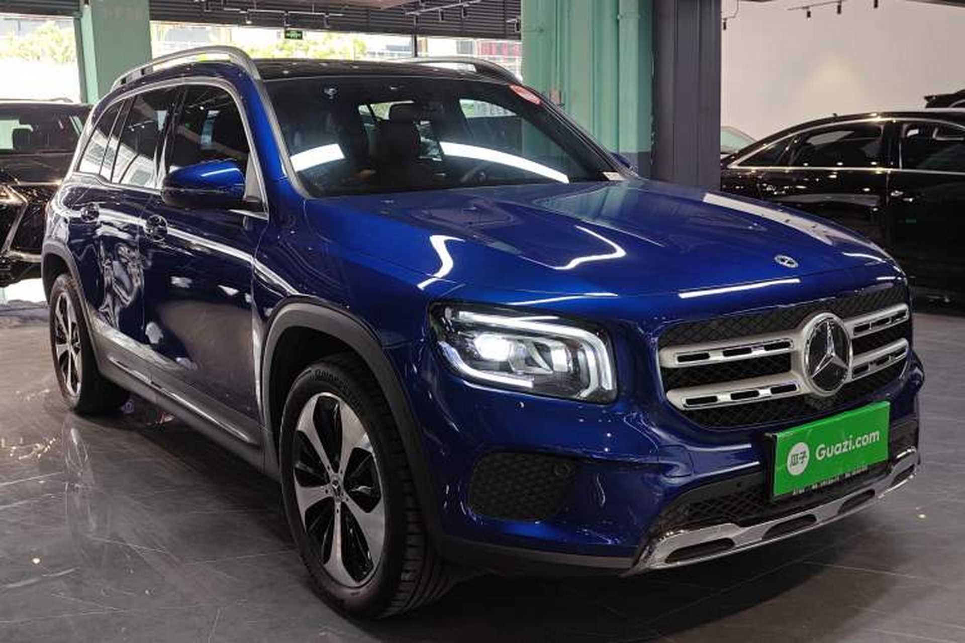 Used Mercedes-Benz GLB 2023 GLB 220 Fashion Model Front Right 45 Deg