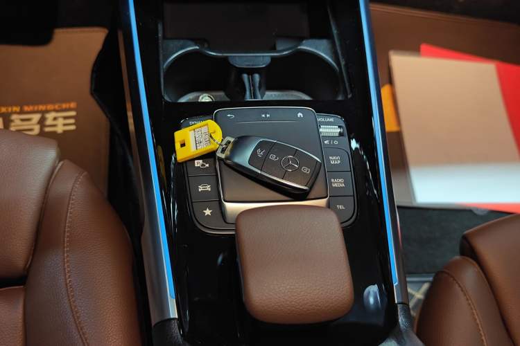 Used Mercedes-Benz GLB 2023 GLB 220 Fashion Model Gear Lever
