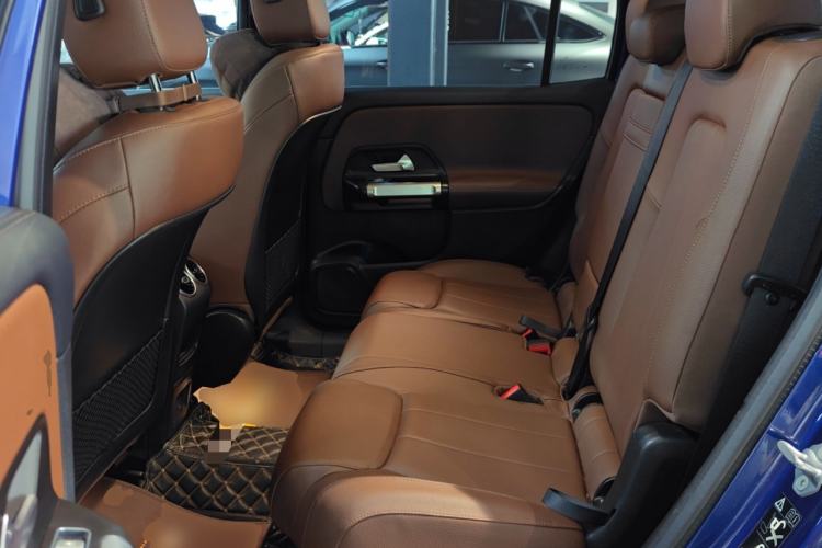 Used Mercedes-Benz GLB 2023 GLB 220 Fashion Model Left Rear Seat