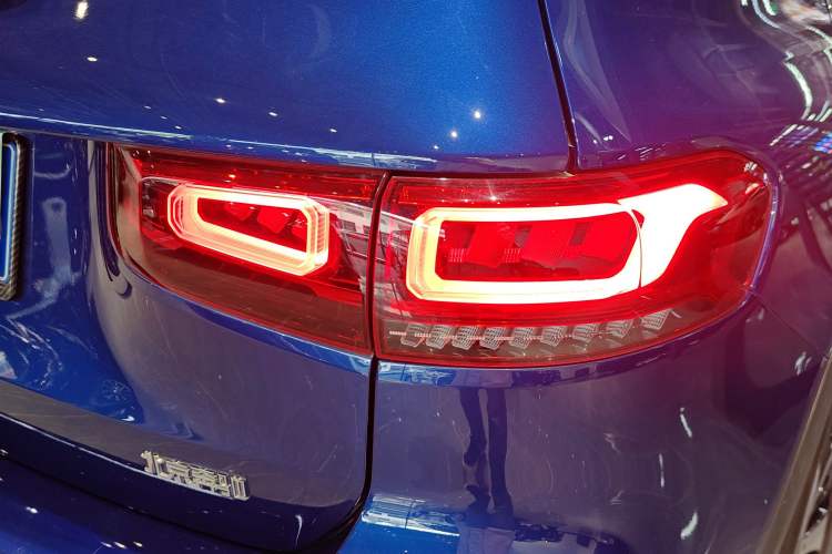Used Mercedes-Benz GLB 2023 GLB 220 Fashion Model Right Rear Taillight