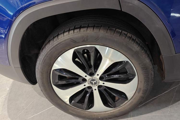 Used Mercedes-Benz GLB 2023 GLB 220 Fashion Model Right Rear Wheel Hub