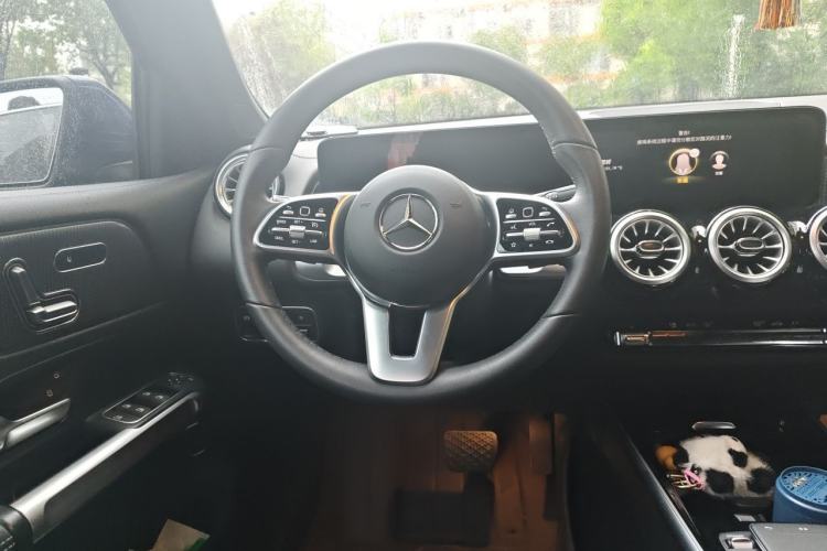 Used Mercedes-Benz GLB 2023 GLB 220 Fashion Model Steering Wheel