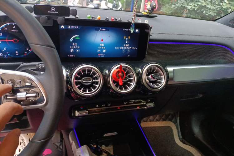 Used Mercedes-Benz GLB 2023 GLB 220 Sport Edition Audio And AC Panel