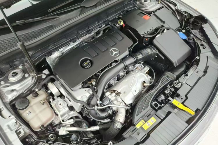 Used Mercedes-Benz GLB 2023 GLB 220 Sport Edition Engine Bay