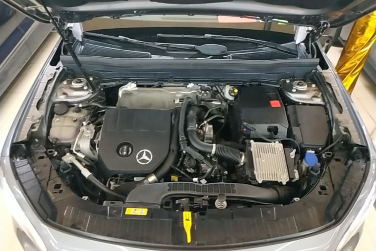 Used Mercedes-Benz GLB 2023 Refresh GLB 200 Fashion Edition Engine Bay