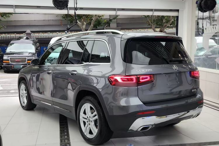 Used Mercedes-Benz GLB 2023 GLB 220 Sport Edition Exterior 7