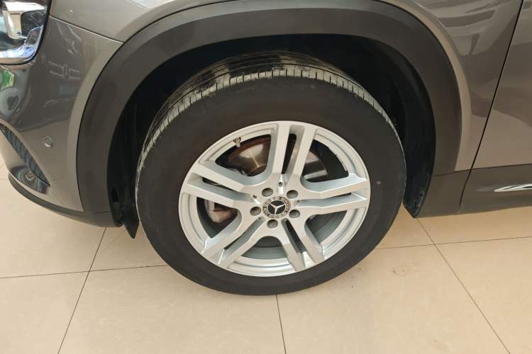 Used Mercedes-Benz GLB 2023 Refresh GLB 200 Fashion Edition Exterior 7