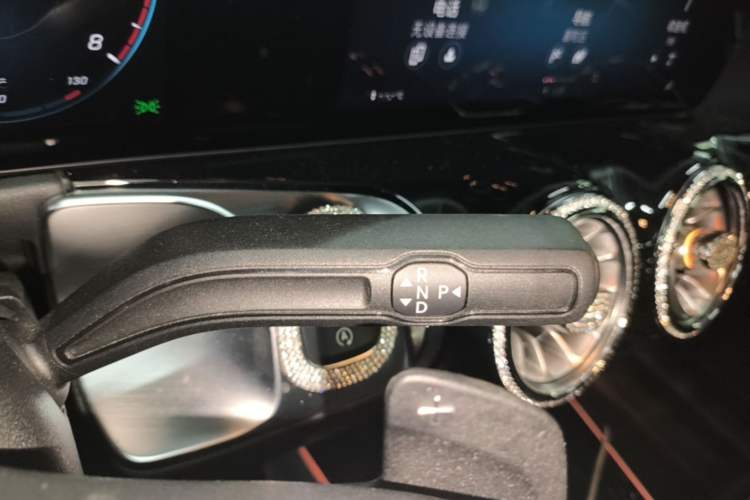 Used Mercedes-Benz GLB 2023 GLB 220 Fashion Model Gear Lever