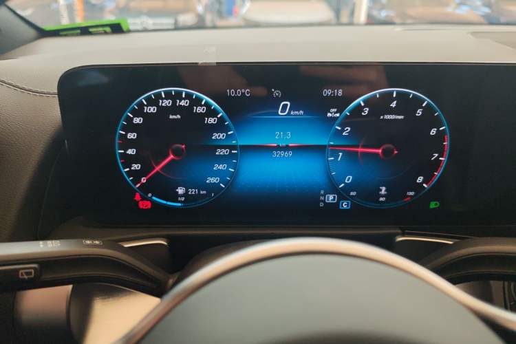 Used Mercedes-Benz GLB 2023 Refresh GLB 200 Fashion Edition Instrument Cluster