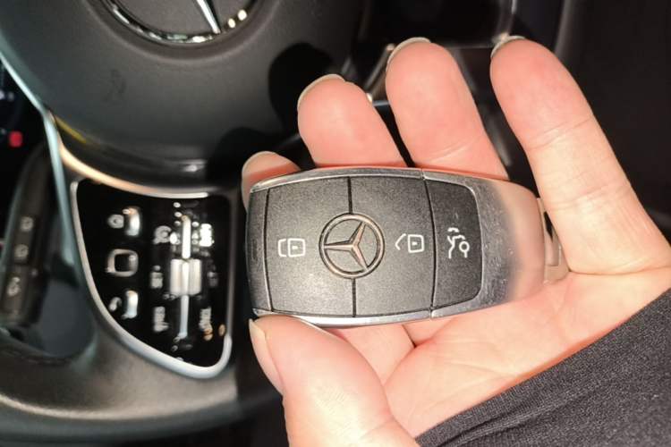 Used Mercedes-Benz GLB 2023 GLB 220 Fashion Model Interior 1