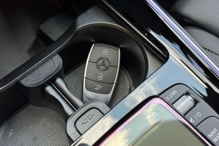 Used Mercedes-Benz GLB 2023 GLB 220 Fashion Model Interior 10