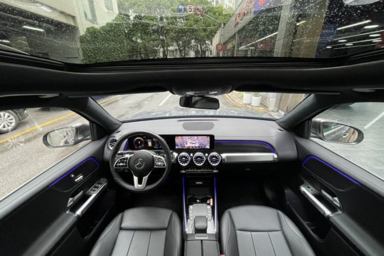 Used Mercedes-Benz GLB 2023 GLB 220 Sport Edition Interior 4
