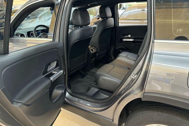 Used Mercedes-Benz GLB 2023 Refresh GLB 200 Fashion Edition Interior 6