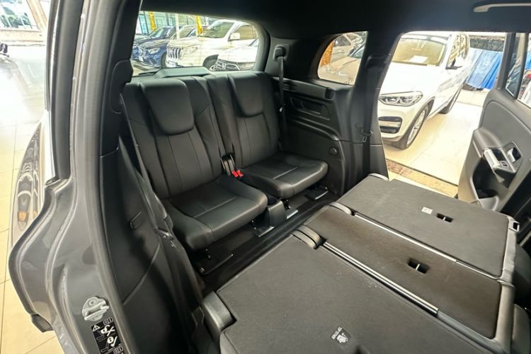 Used Mercedes-Benz GLB 2023 Refresh GLB 200 Fashion Edition Interior 9