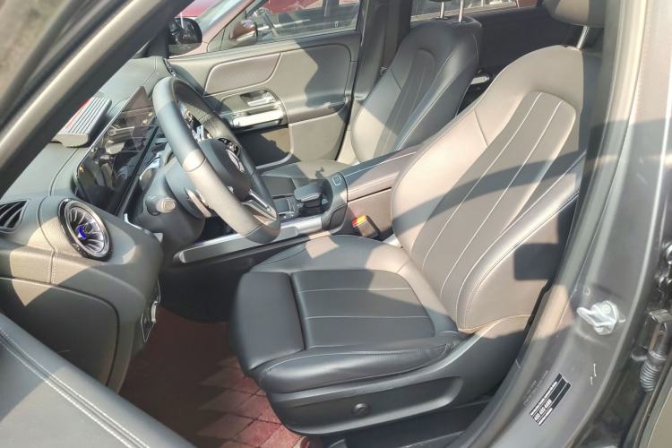 Used Mercedes-Benz GLB 2023 GLB 220 Sport Edition Left Front Seat