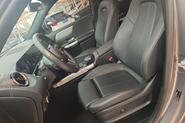 Used Mercedes-Benz GLB 2023 Refresh GLB 200 Fashion Edition Left Front Seat