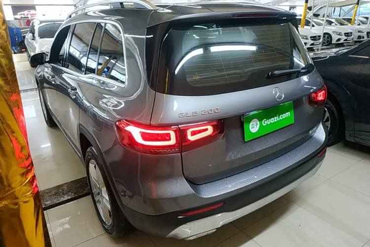 Used Mercedes-Benz GLB 2023 Refresh GLB 200 Fashion Edition Rear Left 45 Deg