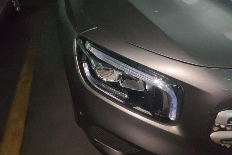 Used Mercedes-Benz GLB 2023 GLB 220 Fashion Model Right Front Headlight