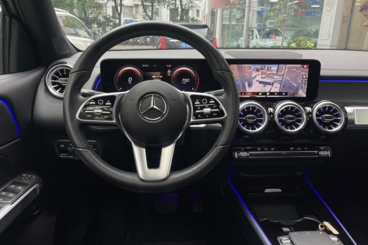 Used Mercedes-Benz GLB 2023 GLB 220 Sport Edition Steering Wheel