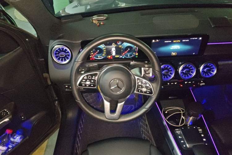 Used Mercedes-Benz GLB 2023 GLB 220 Fashion Model Steering Wheel