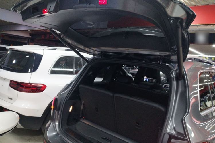 Used Mercedes-Benz GLB 2023 GLB 220 Fashion Model Trunk