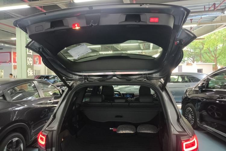 Used Mercedes-Benz GLB 2023 GLB 220 Fashion Model Trunk