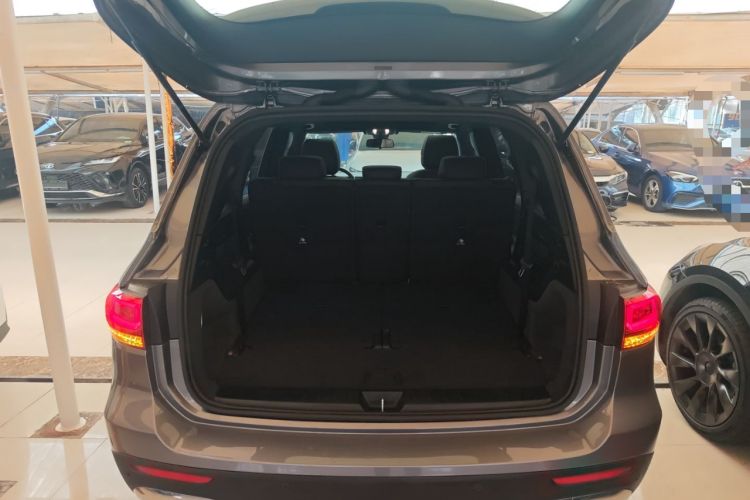 Used Mercedes-Benz GLB 2023 Refresh GLB 200 Fashion Edition Trunk