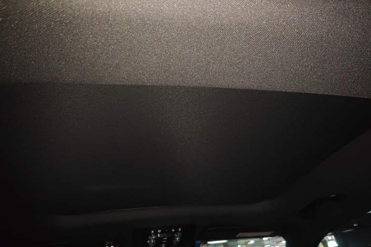Used Mercedes-Benz GLB 2023 GLB 220 Sport Edition Headliner