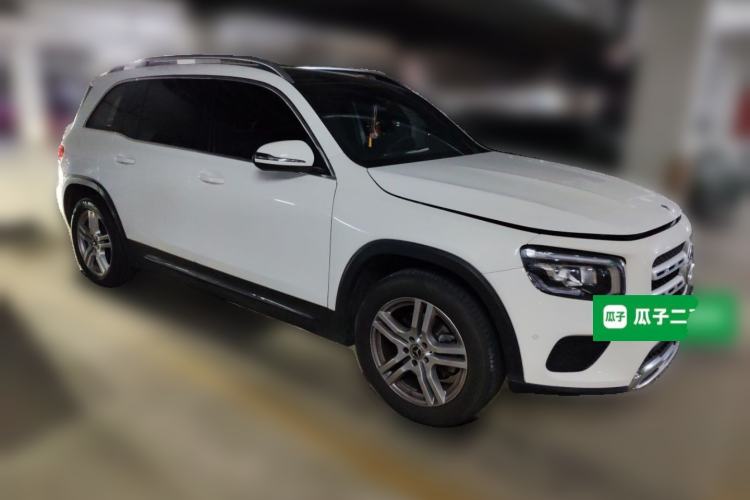 Used Mercedes-Benz GLB 2023 GLB 200 Dynamic Edition Front Right 45 Deg