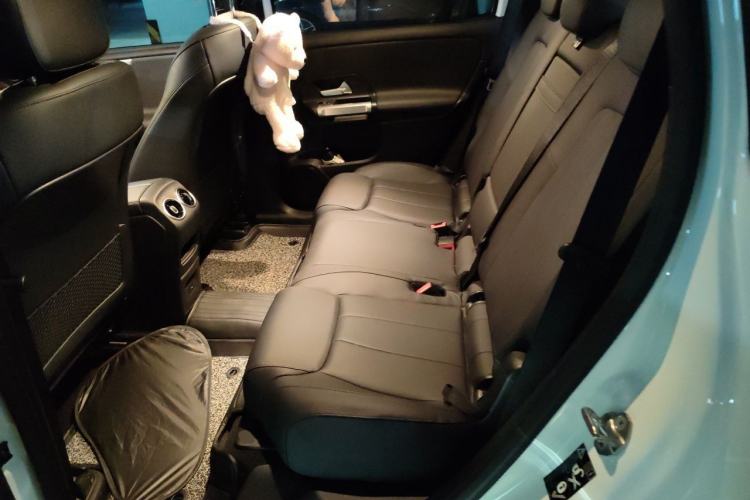 Used Mercedes-Benz GLB 2023 GLB 200 Dynamic Edition Left Rear Seat