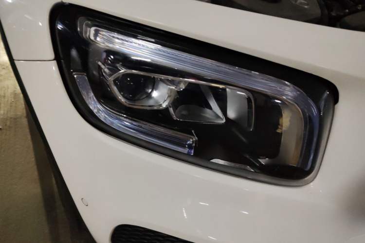 Used Mercedes-Benz GLB 2023 GLB 200 Dynamic Edition Right Front Headlight
