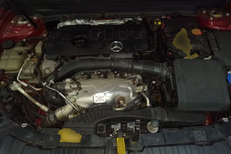 Used Mercedes-Benz GLB 2023 GLB 220 Fashion Model Engine Bay
